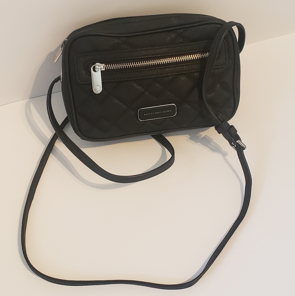 Marc Jacobs Black Quilted Crossbody - Picture 2 of 3